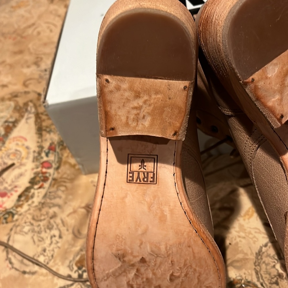 Frye Boots W-s 10 Authentic taupe - Picture 11 of 17